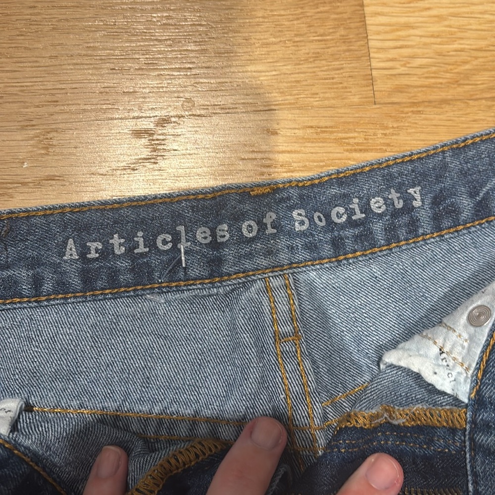 Articles of Society, Women’s Jean Shorts, Distressed, Great Condition! Size 28 - Picture 5 of 11